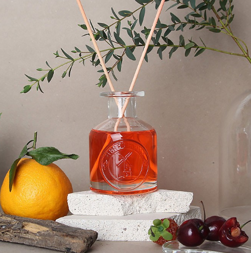 Herb Thyme NEW Indoor Diffuser 130ml + Flower Plaster Randomly Sent 4p + Fiber Stick 5p Gift Set, Golden Peach, 1 Set